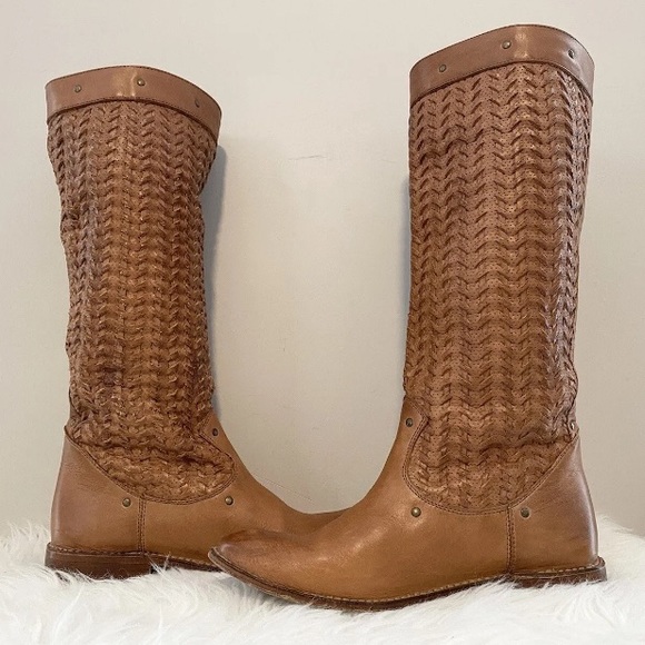 FRYE Shirley Woven Tan Leather Knee High Tall Western Riding Stud Boots Sz 6.5 - Picture 1 of 16